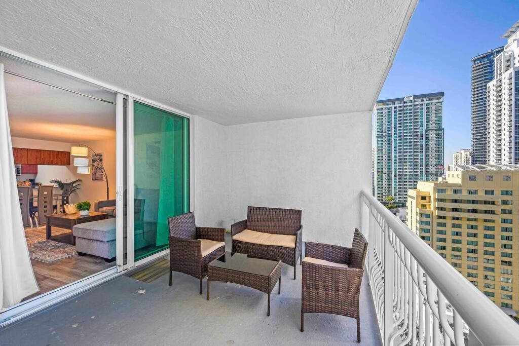 Unique 1 Bed 1 Bath • Brickell • Bay & Views Apartamento